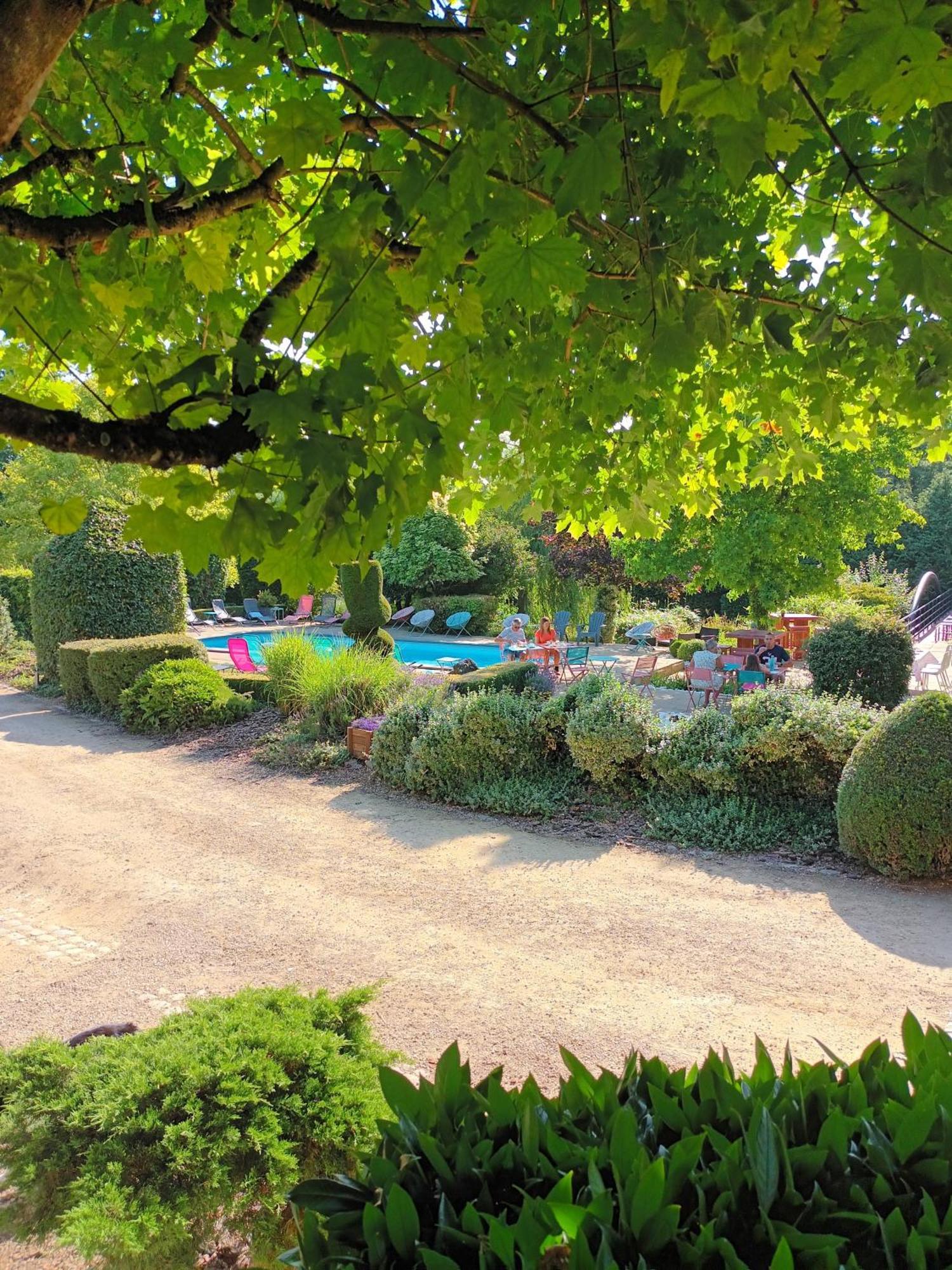 Au Bout De Mes Reves Bed & Breakfast Walcourt Bagian luar foto